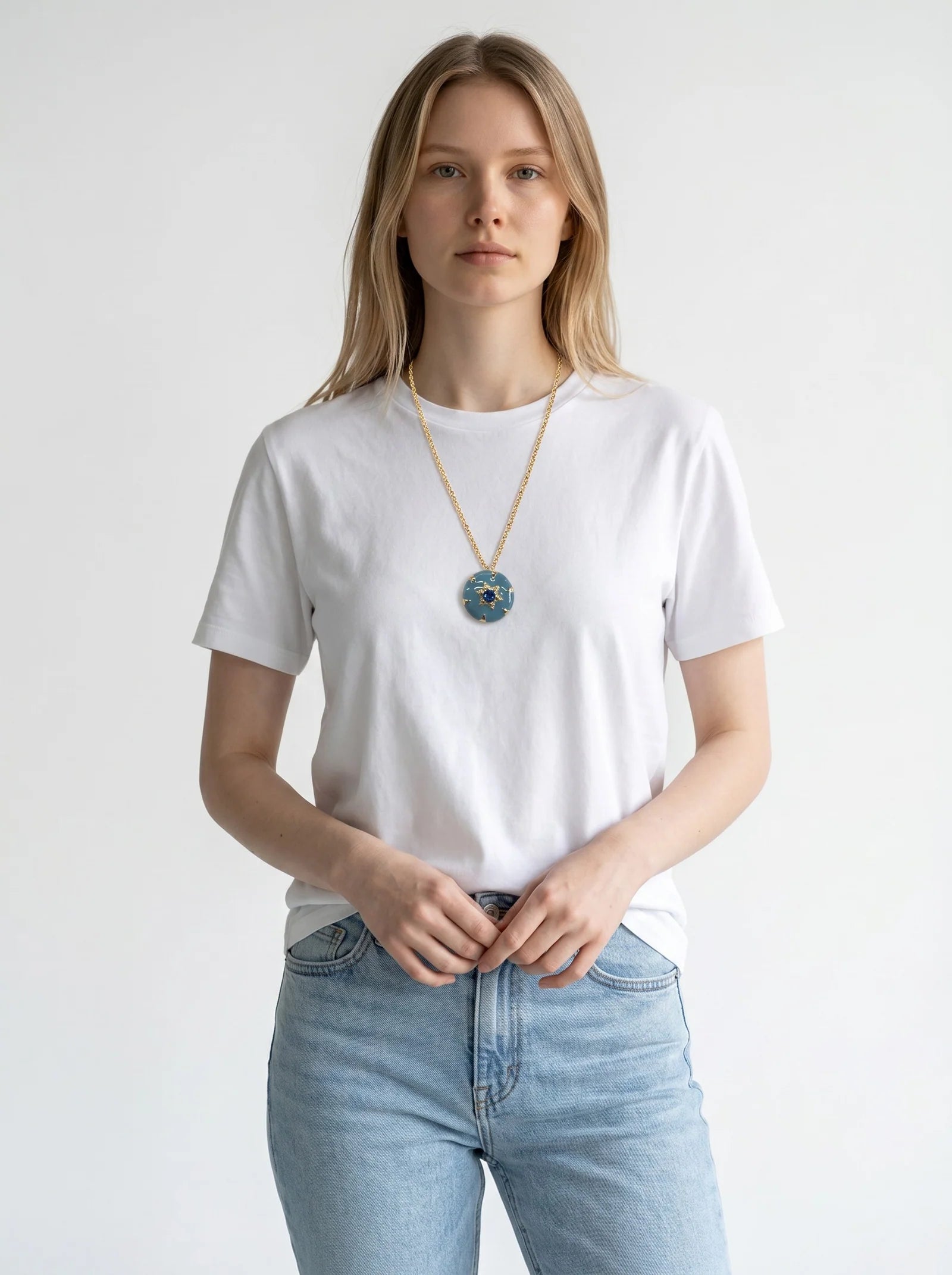 Elegant Round Pendant Necklace | Gold Star Crystal Charm Necklace | Women’s Statement Jewellery ✨💚