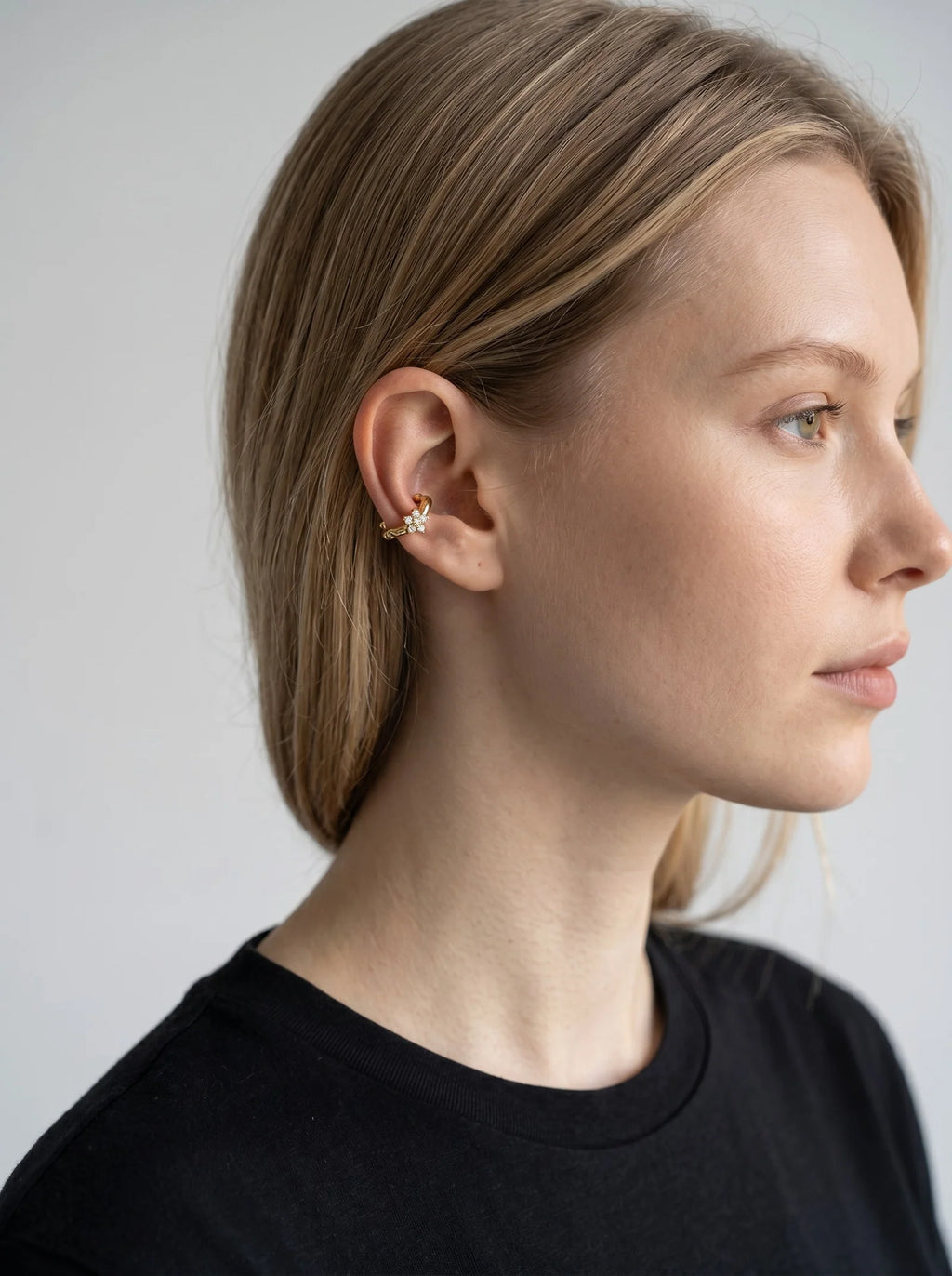 Women’s Elegant Fashion Earrings – Stylish Jewellery for Everyday Wear & Special Occasions