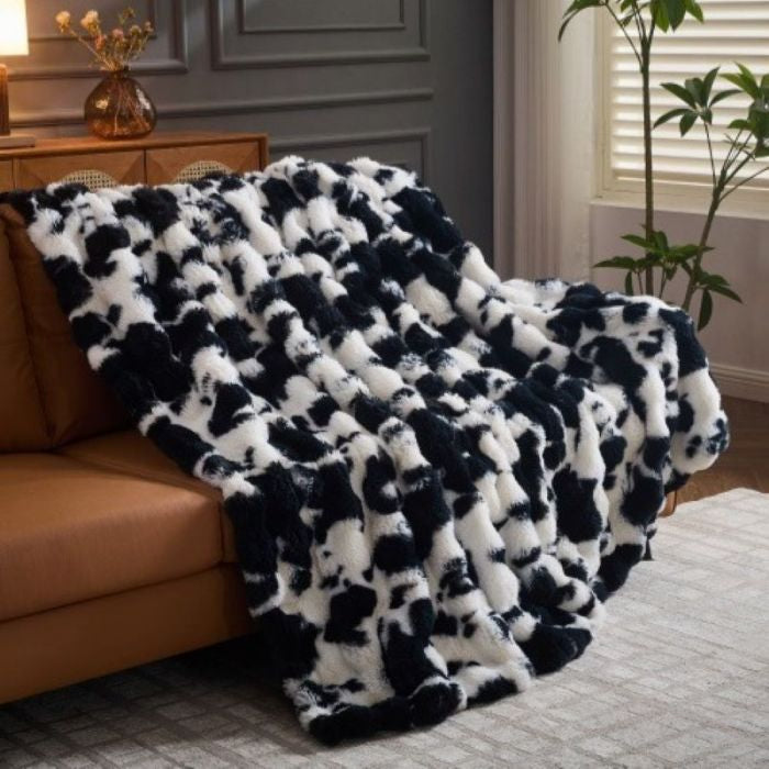 Faux Animal Print Throw in Brown/White 130cm*160cm Soft & Cozy Bedspread for Bedroom Decor