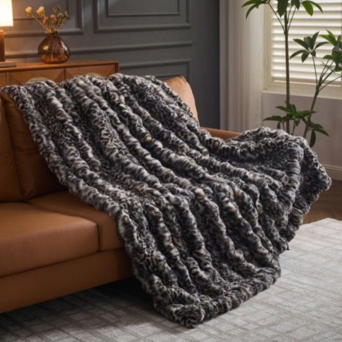 Faux Animal Print Throw in Brown/White 130cm*160cm Soft & Cozy Bedspread for Bedroom Decor
