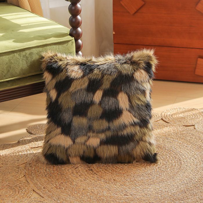 Luxury Faux Fur Cushion Pillow – Ultra Soft & Cozy Decorative Cushion