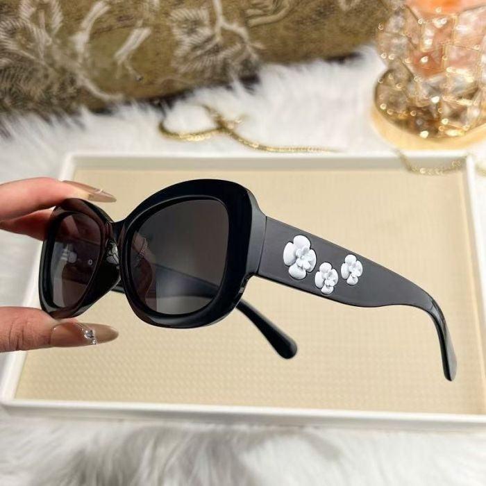 Oversized Floral Sculpted Fashion Sunglasses – Luxury Statement UV Protection Eyewear for Women